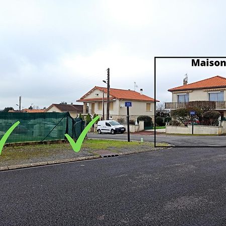 Apartmán Au 9Eme Art La Rochefoucauld Exteriér fotografie